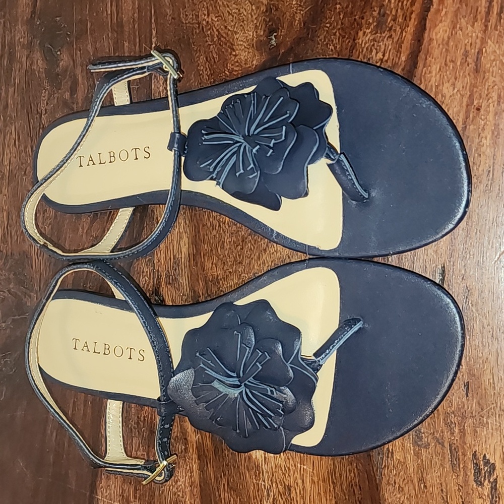 Talbots Keri Flower Sandals Size 6.5 - Picture 2 of 8
